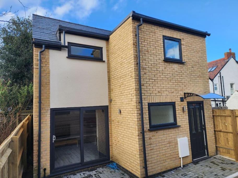 Charming New 2br Detached House-central Headington- Wi-fi, Netflix, Location *