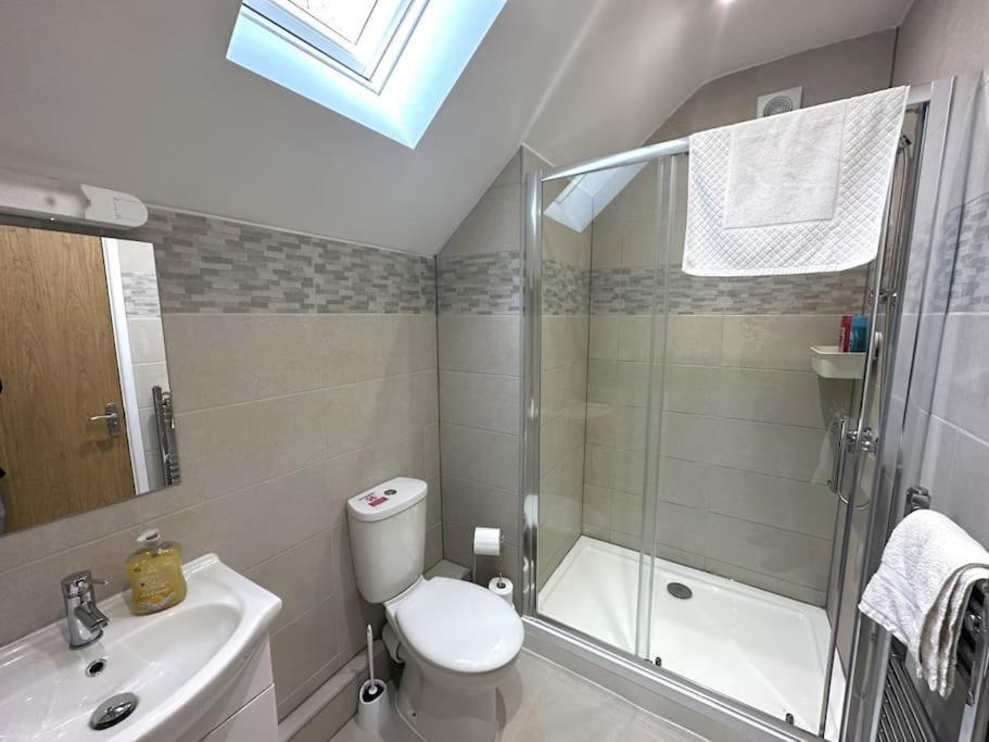Charming New 2br Detached House-central Headington- Wi-fi, Netflix, Location Vakantiehuis *